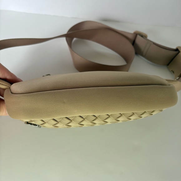Steve Madden Quilted Belt Bag Beige Crossbody Fanny Pack - Picture 6 of 14